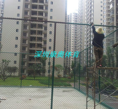 KAZ-004 运动场围网立柱喷漆